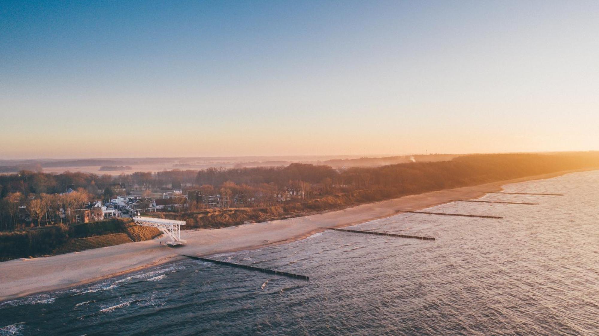 Domki Villa Hoff Resort Trzęsacz Exteriör bild